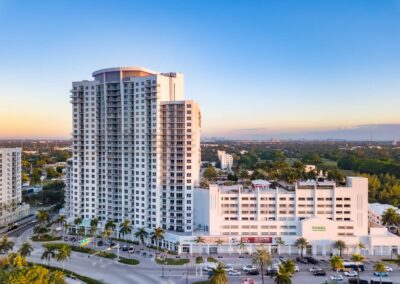 circ residences hollywood circle