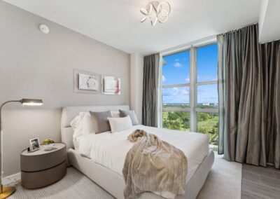 CIRC Hollywood Residences Bedroom